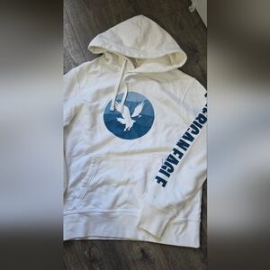 American Eagle Outfitters White Soft Hoodie Size Medium